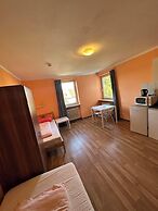 2-Rent Group Hostel Apartments HAN53