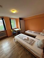 2-Rent Group Hostel Apartments HAN53