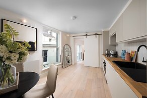 VESTO Brighton