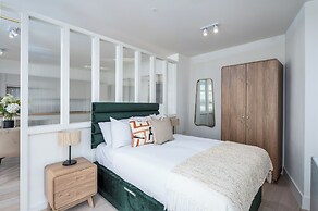 VESTO Brighton