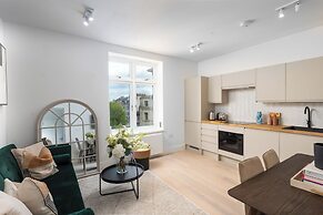 VESTO Brighton