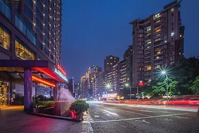 Chongqing jiayu emperor hotel