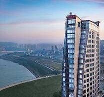 Chongqing jiayu emperor hotel