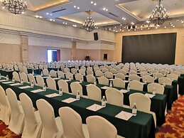 Chongqing jiayu emperor hotel