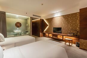 Chongqing jiayu emperor hotel