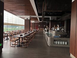 Chongqing jiayu emperor hotel