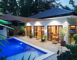 Modern Tropical 2BR Villa & Pool Retreat in Amadeo