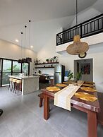 Modern Tropical 2BR Villa & Pool Retreat in Amadeo