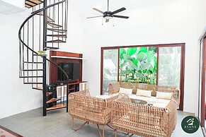 Modern Tropical 2BR Villa & Pool Retreat in Amadeo