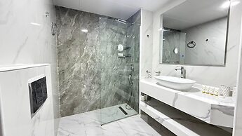 Luxury Oasis Apartments in Barsha Heights