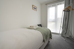 Peak Avenue Retreat