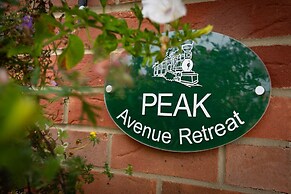 Peak Avenue Retreat