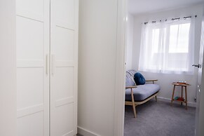 Peak Avenue Retreat