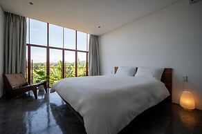 Scarlet Pavilion Homestay