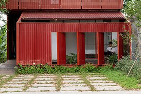 Scarlet Pavilion Homestay