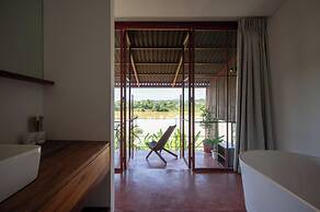 Scarlet Pavilion Homestay