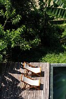 Scarlet Pavilion Homestay