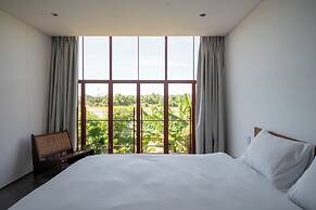 Scarlet Pavilion Homestay