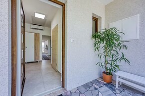 Apartment Smode With Bayview