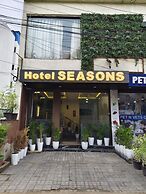 Hotel Seasons