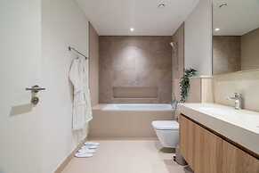 Rove Haven Crown 4BR Burj Dubai Mall