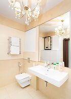 Stylish apartments near TSUM
