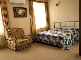 Mina Hotel