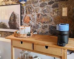 Beachfront Avia Nest - Aspa s Getaway
