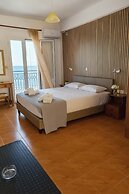 Beachfront Panorama Apartm - Kythira Seaside Gem