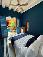 Nok Charming Colonial Villa Ctg