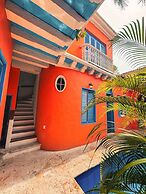 Nok Charming Colonial Villa Ctg