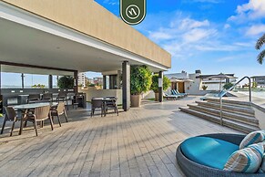 Amazing 1 BR Condo in Romantic Zone - Rooftop Pool