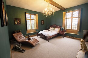 Manor Sun Retreat