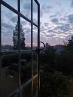 Manor Sun Retreat