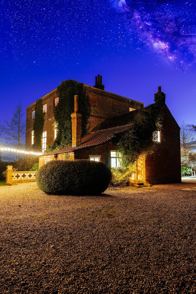 Manor Sun Retreat