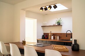 Maas Suites - The River House