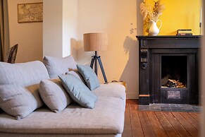 Maas Suites - The French House