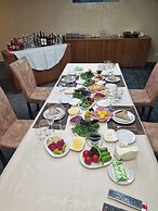 Arena Hotel Tartar