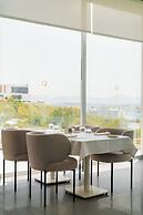 Qlusive Hotel