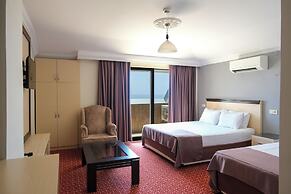 Azak Blue Otel