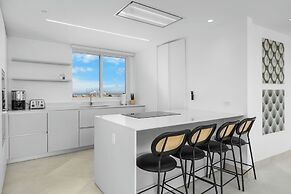 Atlantic 360 by BlueAruba Rentals