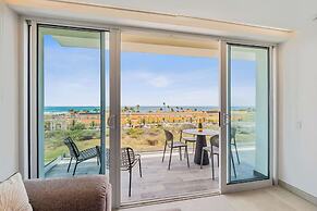 Atlantic 360 by BlueAruba Rentals