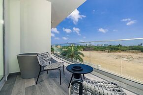 Atlantic 360 by BlueAruba Rentals