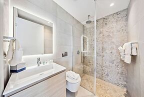 Atlantic 360 by BlueAruba Rentals
