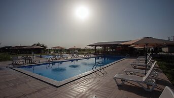 Moretoni Lake Resort