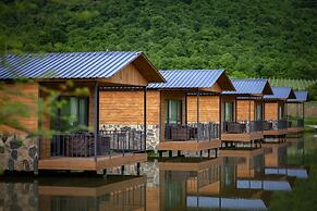 Moretoni Lake Resort