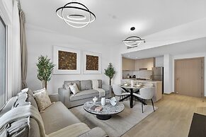 Waters Edge Yas Island by Ferrari World