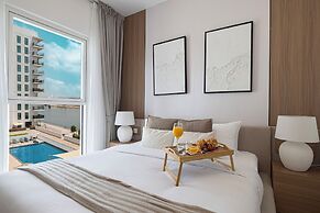 Waters Edge Yas Island by Ferrari World