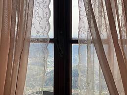 Apartment - Sleeps 5, Balcony, Wifi, Parking