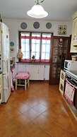 Apartment - Sleeps 5, Balcony, Wifi, Parking